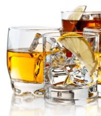 Melyik a jobb, biztonságosabb - vodka, whisky, bor vagy konyak az egészség és az erek károsodásának mértéke szerint?